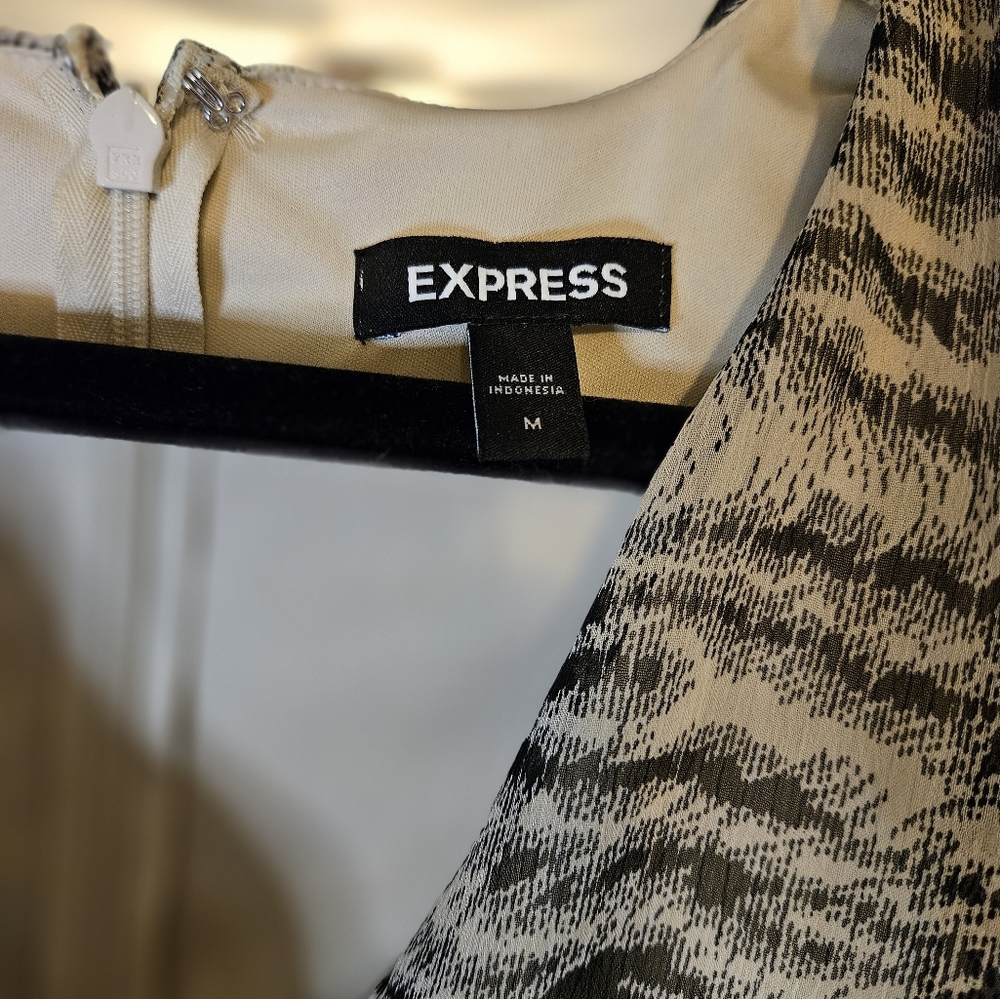 Express dress/shorts/romper